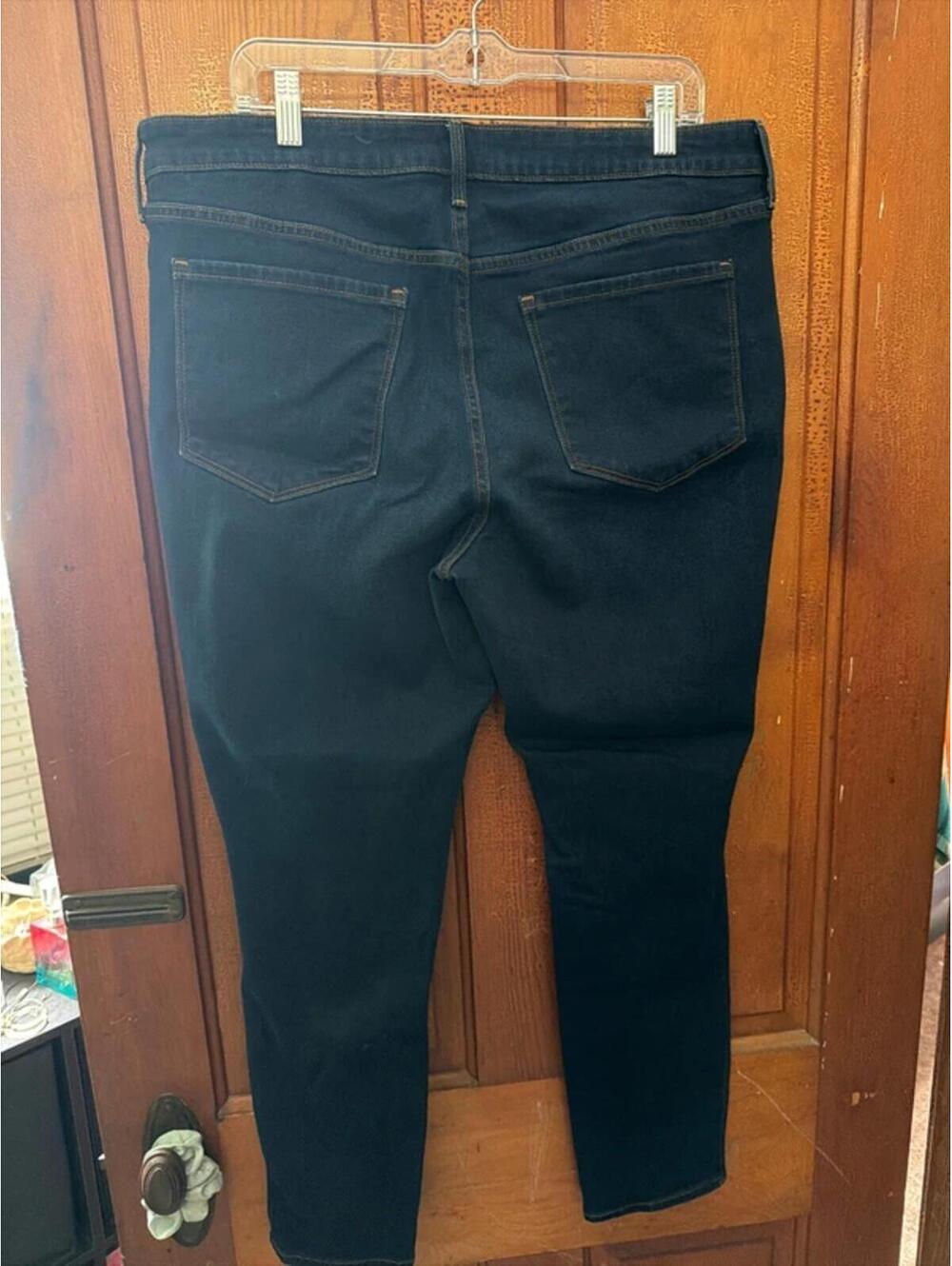 Pop Icon Skinny Jeans - Picture 3 of 3